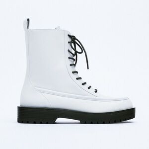 NWT. Zara White Leather Laced Ankle Boots with Contrasting Sole. Size 8.